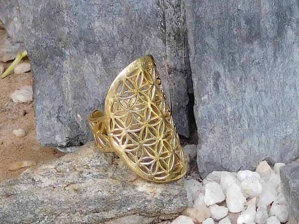 Flower of Life Ring by Avashy